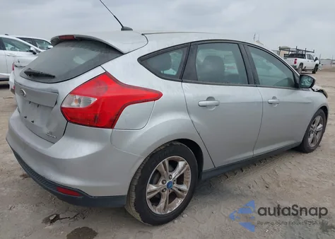 2013 Ford Focus Se z USA, uszkodzony, nr VIN 1FADP3K25DL356015